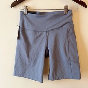 DKNY Light Blue Biker Shorts NEW Size Small Elastic Waist Pocket 7” inseam